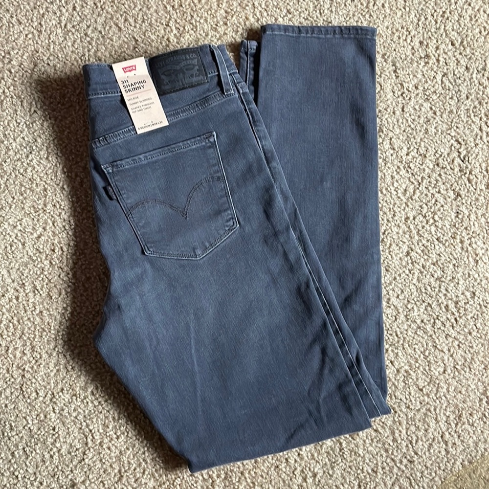 Levi’s 311 Shaping Skinny Jeans NWT